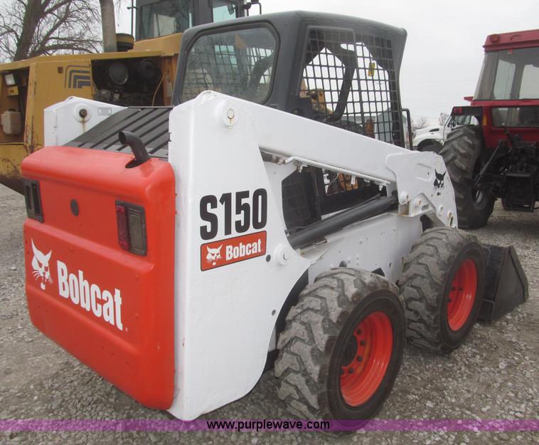image for item F7230 2007 Bobcat S150 skid steer