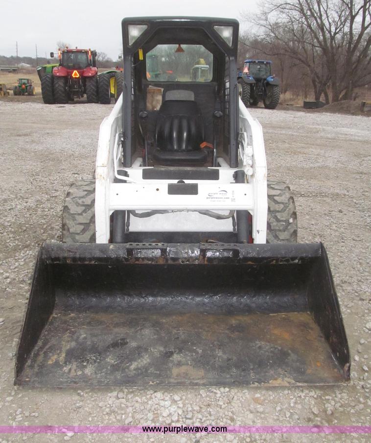 image for item F7230 2007 Bobcat S150 skid steer