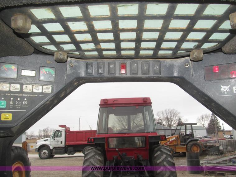 image for item F7230 2007 Bobcat S150 skid steer