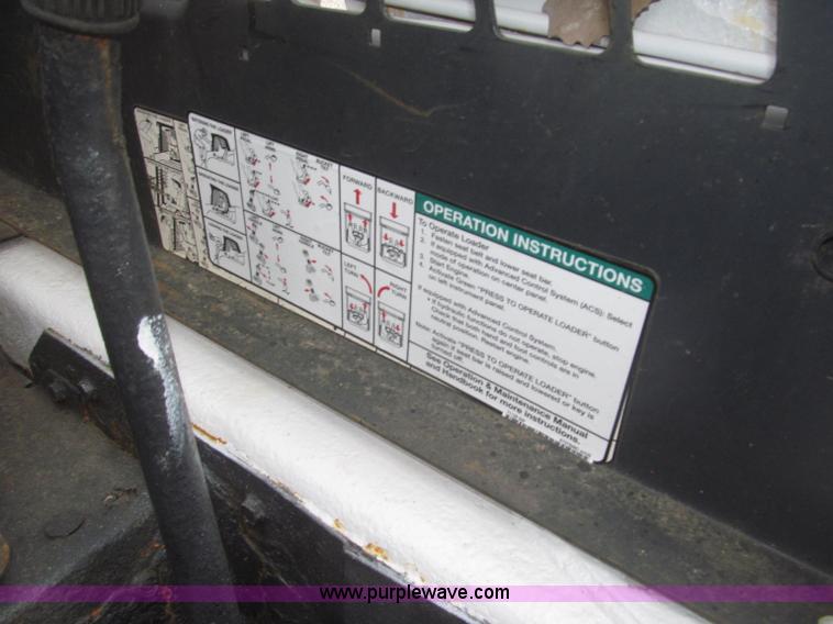 image for item F7230 2007 Bobcat S150 skid steer