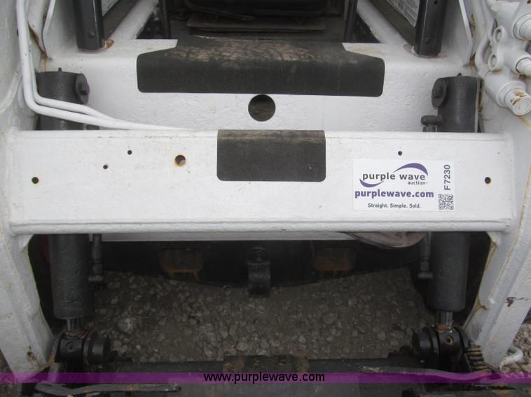 image for item F7230 2007 Bobcat S150 skid steer