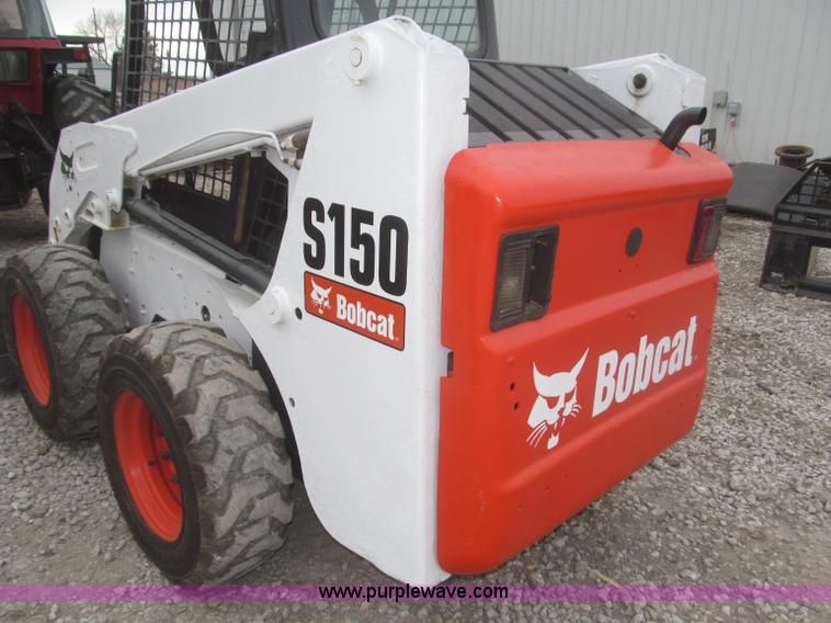 image for item F7230 2007 Bobcat S150 skid steer