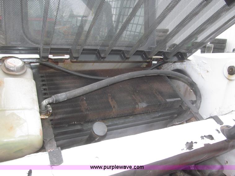 image for item F7230 2007 Bobcat S150 skid steer