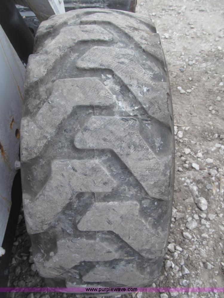 image for item F7230 2007 Bobcat S150 skid steer