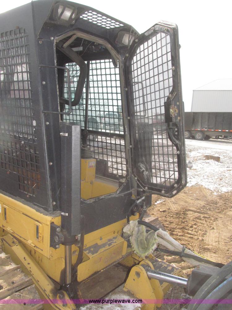 image for item F7231 2007 Rayco C87FM XP Super Crawler brush cutter