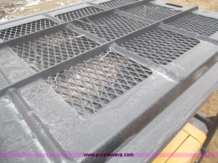 image for item F7231 2007 Rayco C87FM XP Super Crawler brush cutter