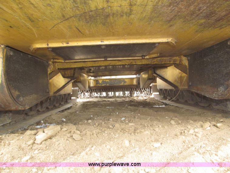 image for item F7231 2007 Rayco C87FM XP Super Crawler brush cutter