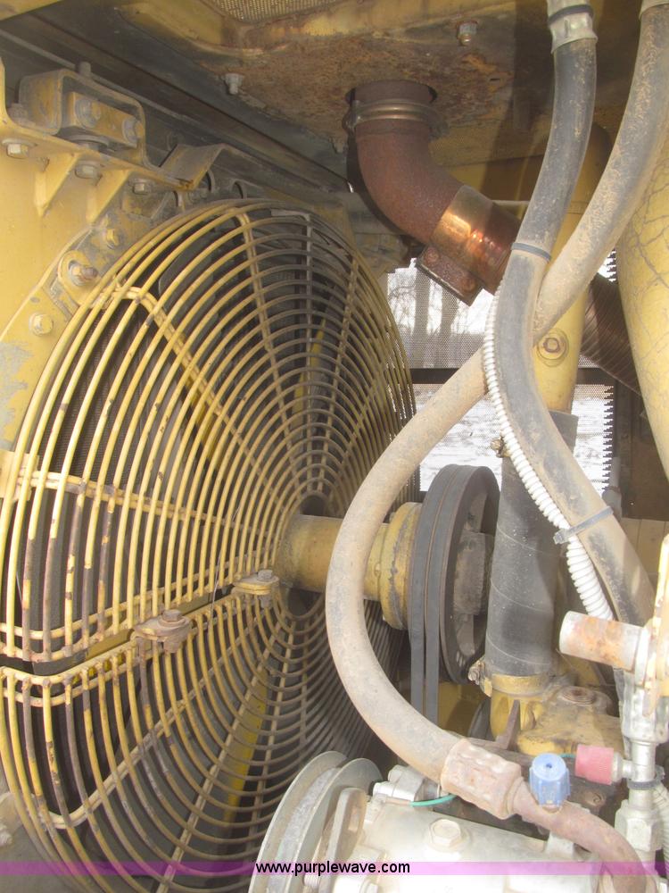 image for item F7232 1990 Caterpillar 953 LGP track loader