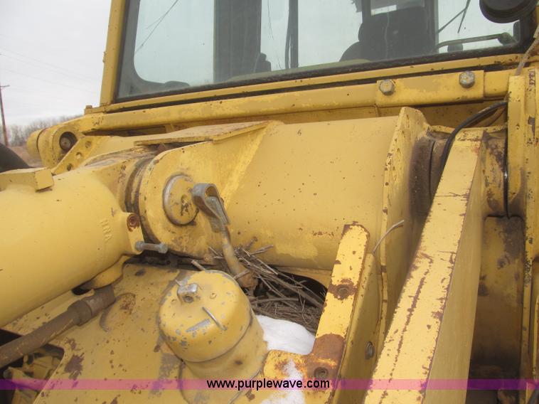image for item F7232 1990 Caterpillar 953 LGP track loader