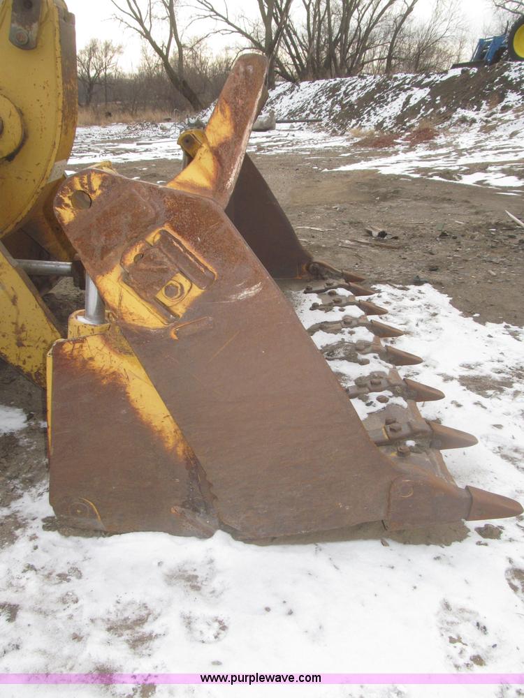 image for item F7232 1990 Caterpillar 953 LGP track loader