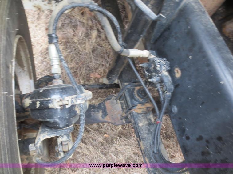 image for item F8139 1999 Freightliner FL80 winch truck