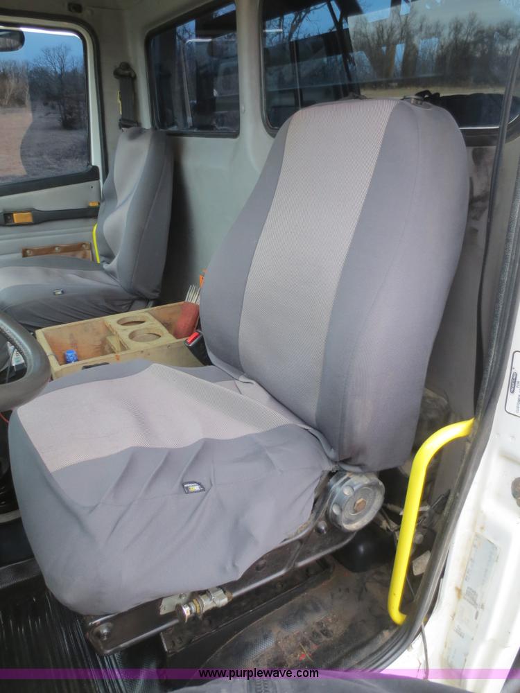 image for item F8139 1999 Freightliner FL80 winch truck