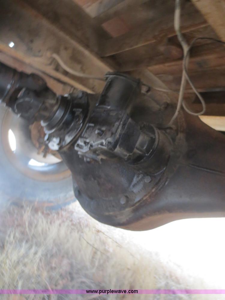 image for item F8140 1984 GMC TopKick winch truck