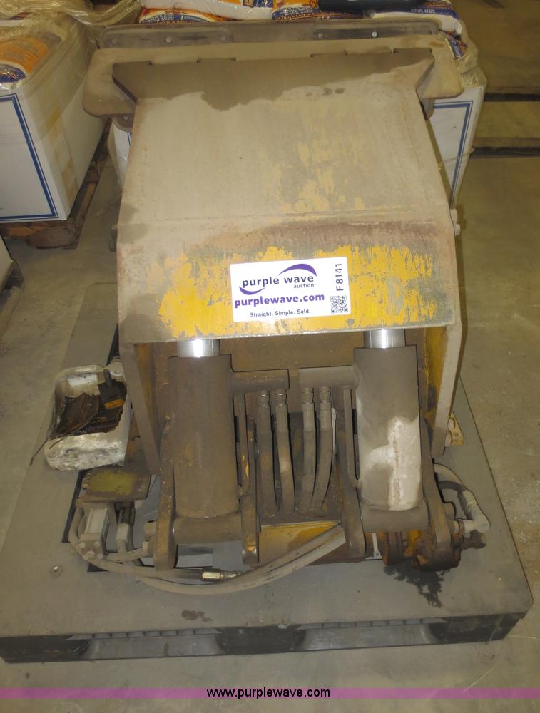 image for item F8141 Cas Cape Roll LLP lift truck attachment