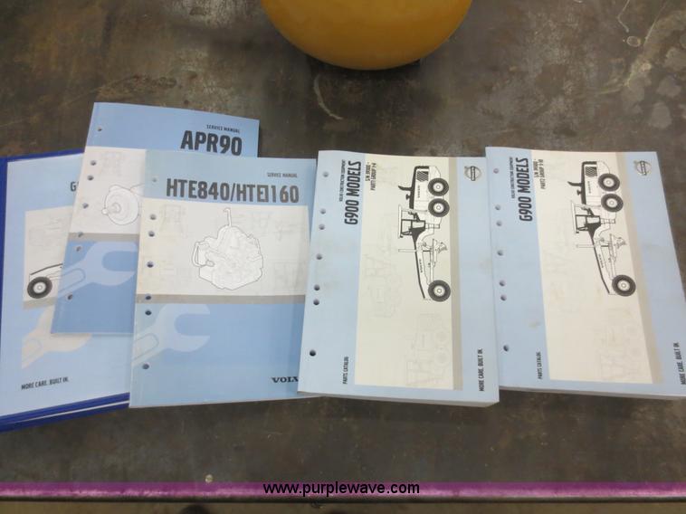 image for item F8146 2007 Volvo G930 articulated motor grader