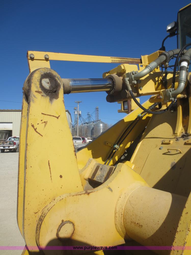 image for item F8147 2002 Komatsu WA250-3L wheel loader