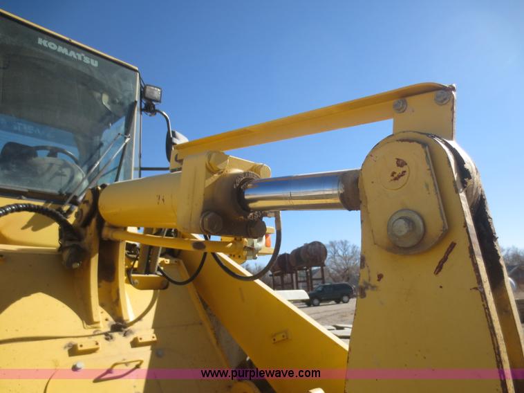 image for item F8147 2002 Komatsu WA250-3L wheel loader