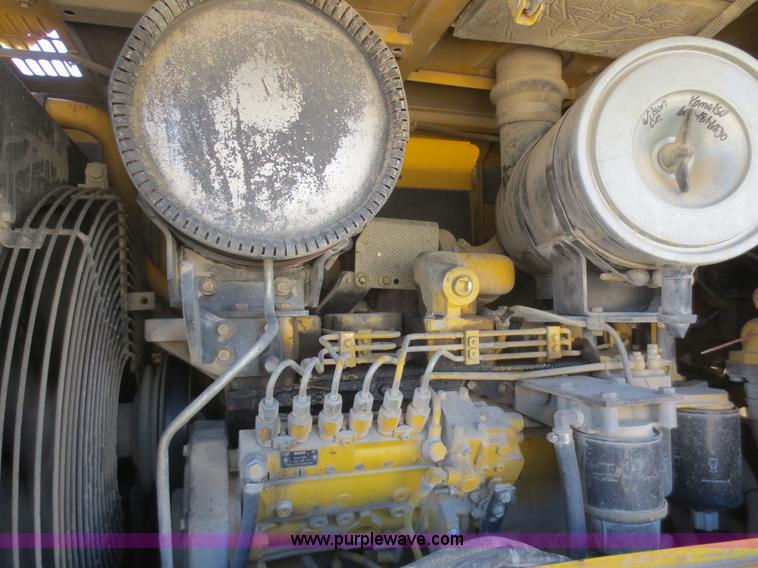 image for item F8147 2002 Komatsu WA250-3L wheel loader