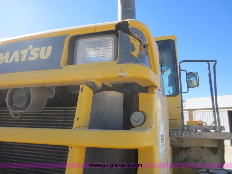 image for item F8147 2002 Komatsu WA250-3L wheel loader