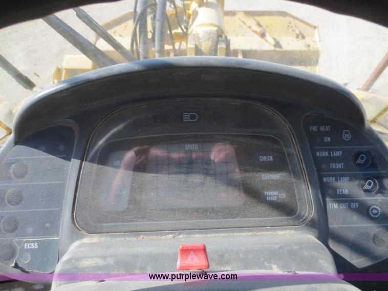 image for item F8147 2002 Komatsu WA250-3L wheel loader