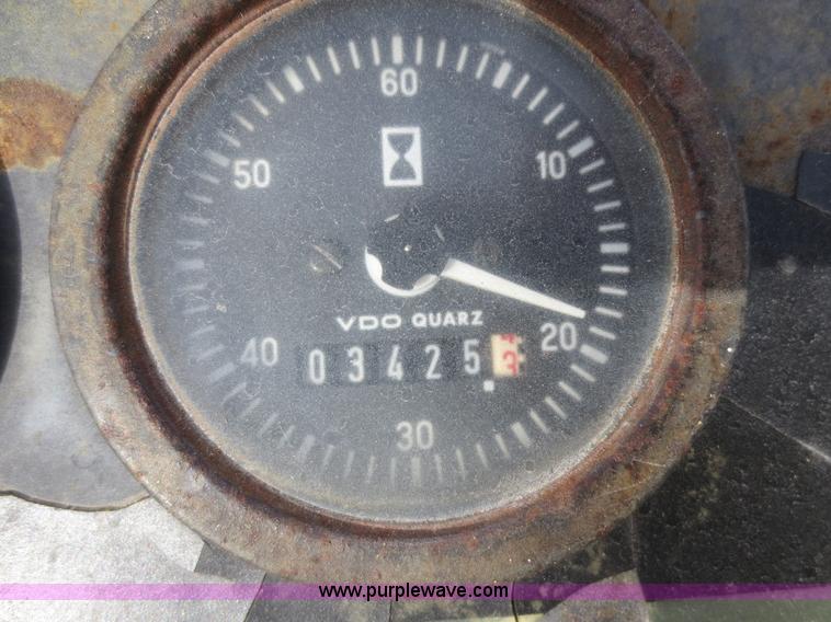 image for item F8150 ABG-Werke Titan 311 paver