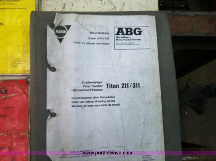 image for item F8150 ABG-Werke Titan 311 paver