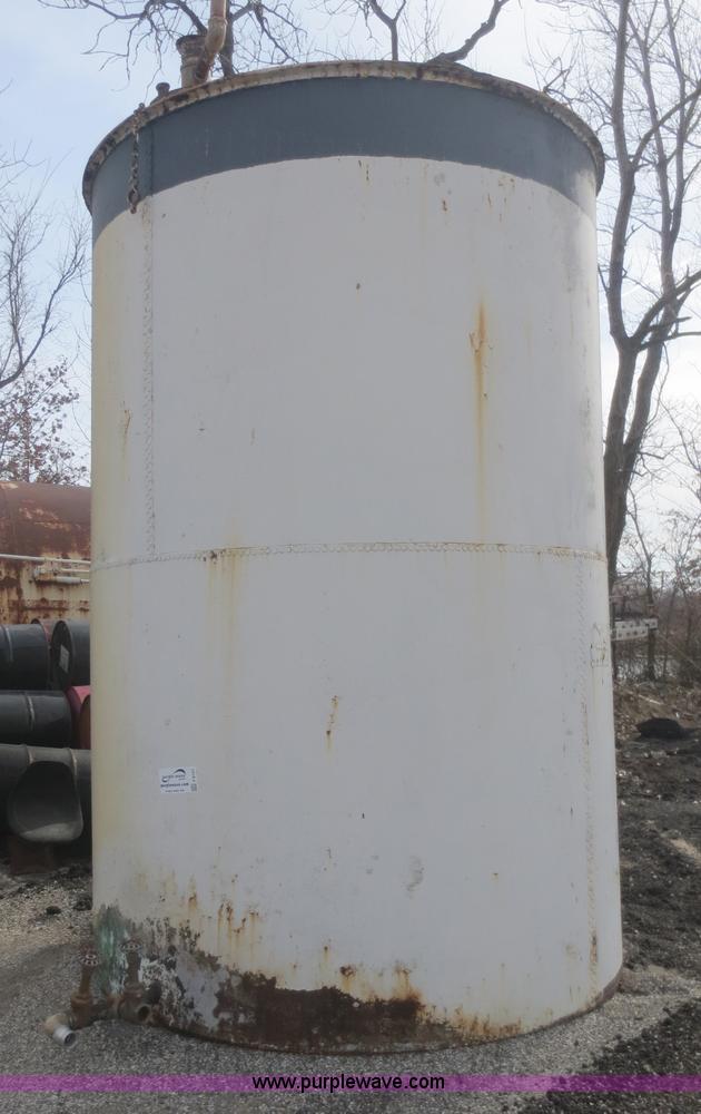 image for item F8157 Approximately 9' x 12'H steel tank