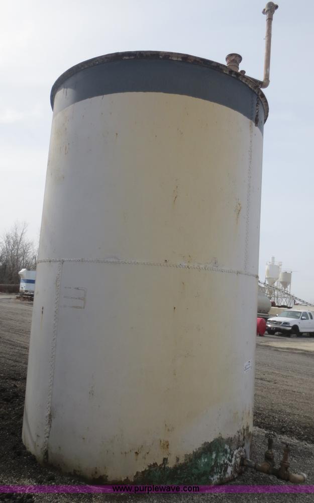 image for item F8157 Approximately 9' x 12'H steel tank