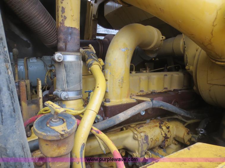 image for item F8167 1984 Caterpillar 973 track loader