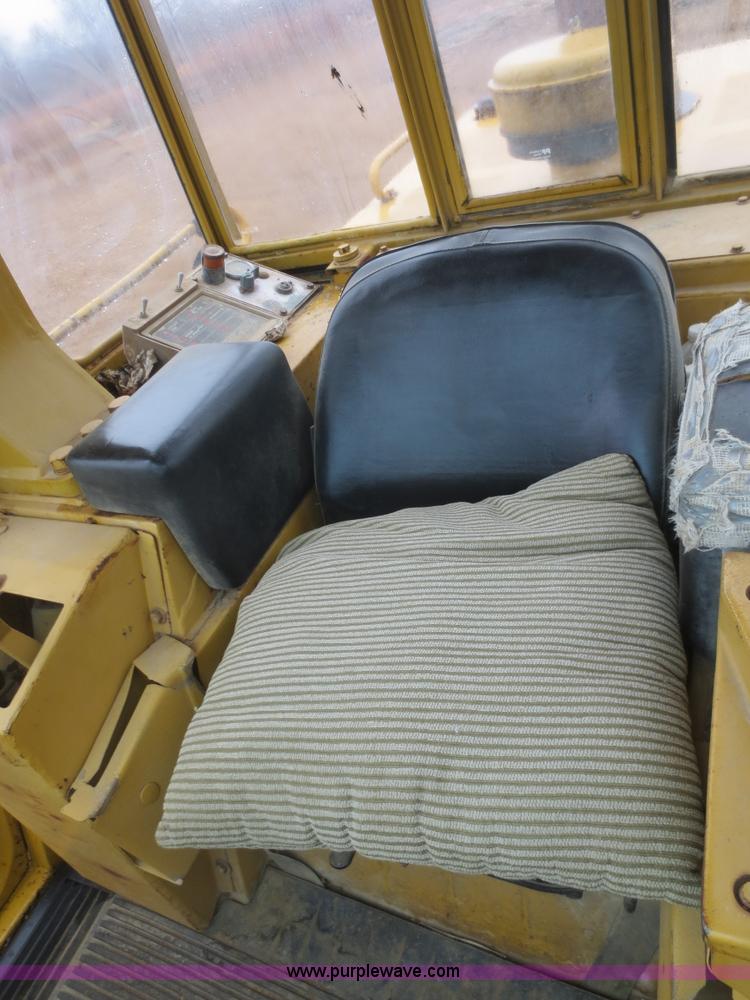 image for item F8167 1984 Caterpillar 973 track loader