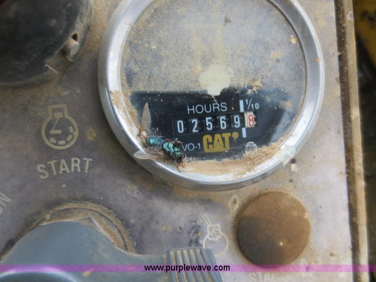 image for item F8167 1984 Caterpillar 973 track loader