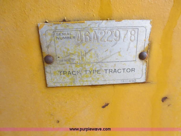 image for item F8168 Caterpillar D8H dozer