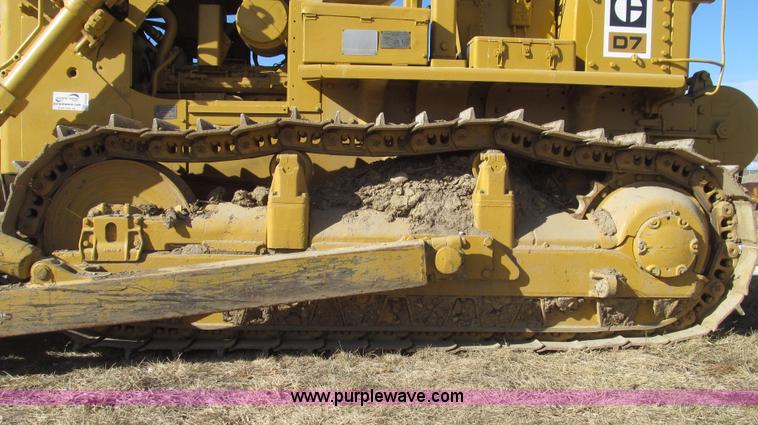 image for item G2220 1972 Caterpillar D7F dozer