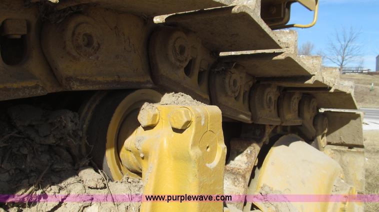 image for item G2220 1972 Caterpillar D7F dozer