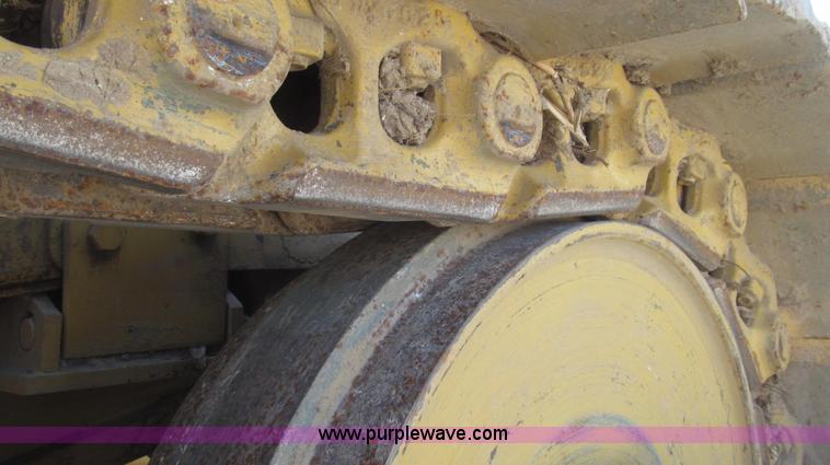 image for item G2220 1972 Caterpillar D7F dozer