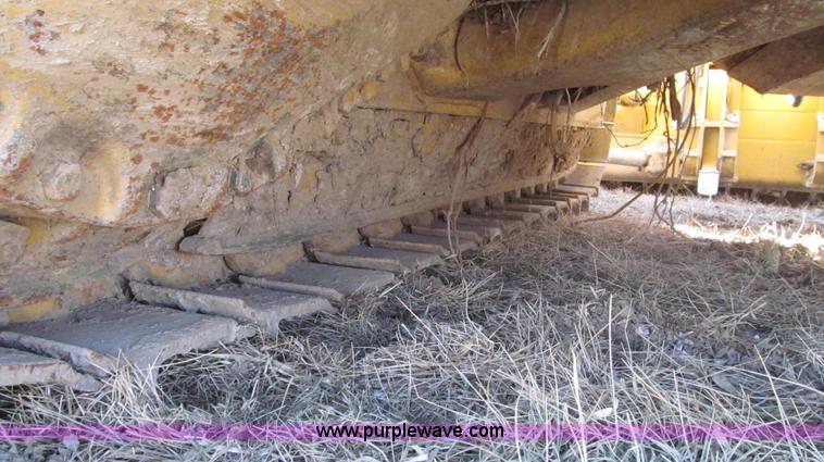 image for item G2220 1972 Caterpillar D7F dozer