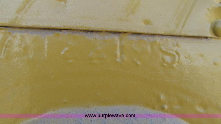 image for item G2220 1972 Caterpillar D7F dozer