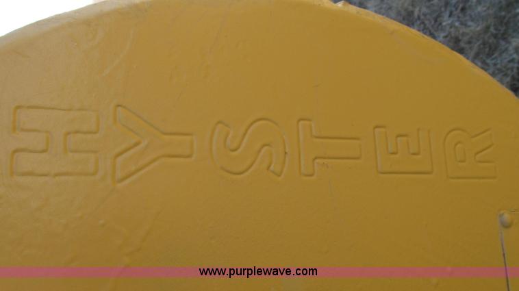 image for item G2220 1972 Caterpillar D7F dozer