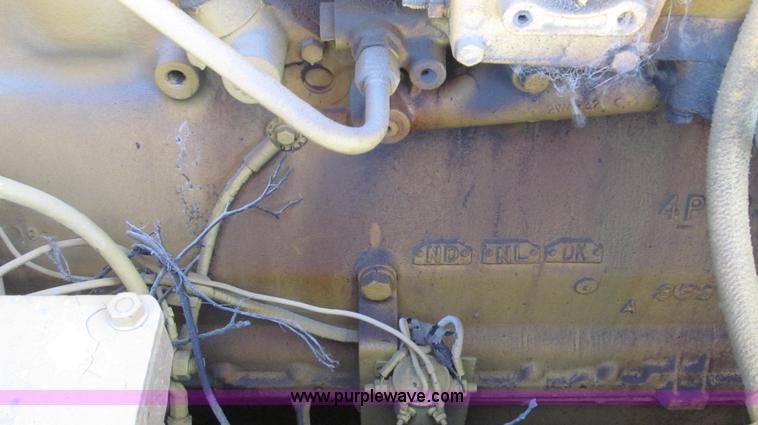 image for item G2220 1972 Caterpillar D7F dozer