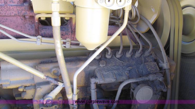 image for item G2220 1972 Caterpillar D7F dozer