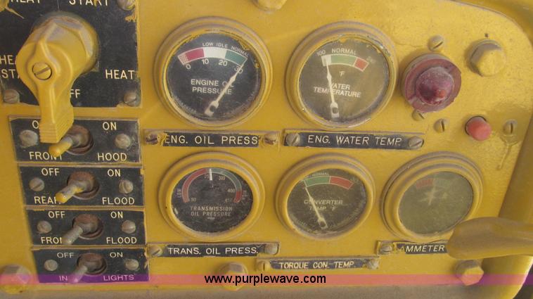 image for item G2220 1972 Caterpillar D7F dozer