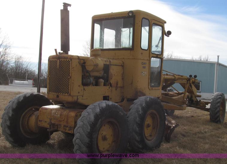 image for item G2221 1960 Caterpillar 112E motor grader
