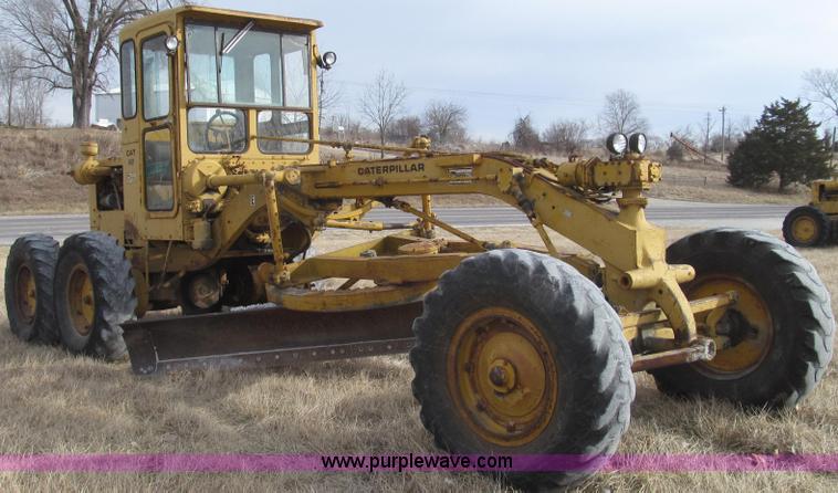 image for item G2221 1960 Caterpillar 112E motor grader