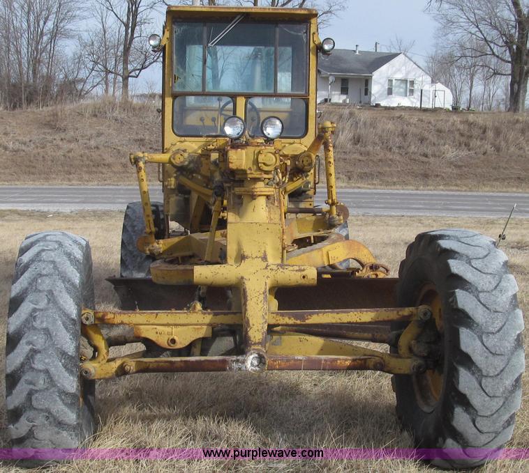 image for item G2221 1960 Caterpillar 112E motor grader