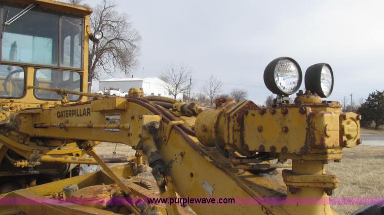 image for item G2221 1960 Caterpillar 112E motor grader
