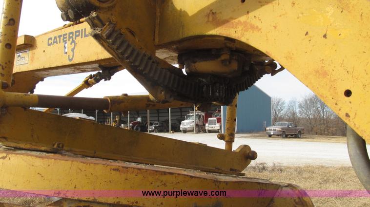 image for item G2221 1960 Caterpillar 112E motor grader