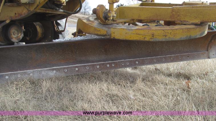 image for item G2221 1960 Caterpillar 112E motor grader