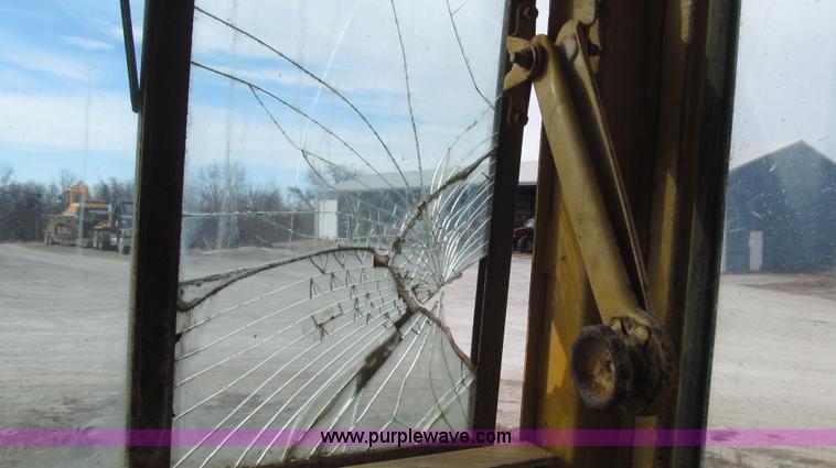 image for item G2221 1960 Caterpillar 112E motor grader