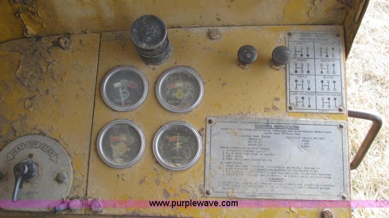 image for item G2221 1960 Caterpillar 112E motor grader