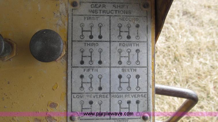 image for item G2221 1960 Caterpillar 112E motor grader